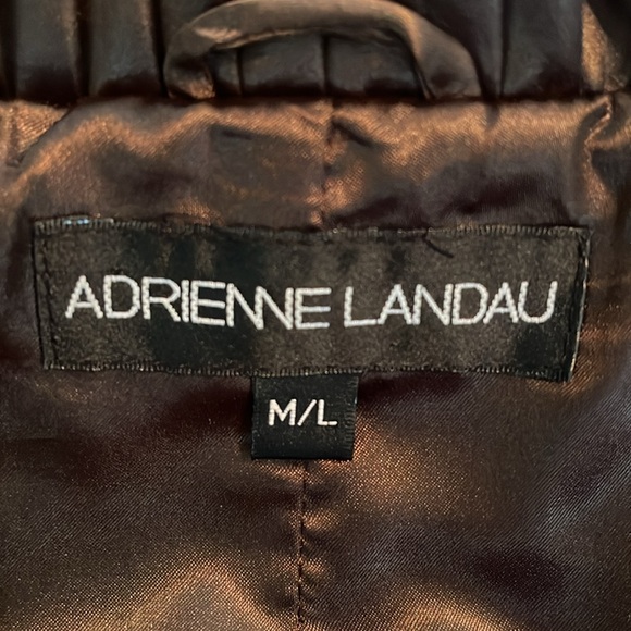 M/L. Worn only few times. Perfect condition. Smoke free pet free. - Picture 3 of 4